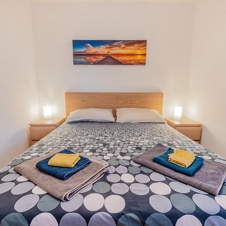 Casa Bell - Appartamento Con Parcheggio Privato E Bike Room Finale Ligure Eksteriør billede