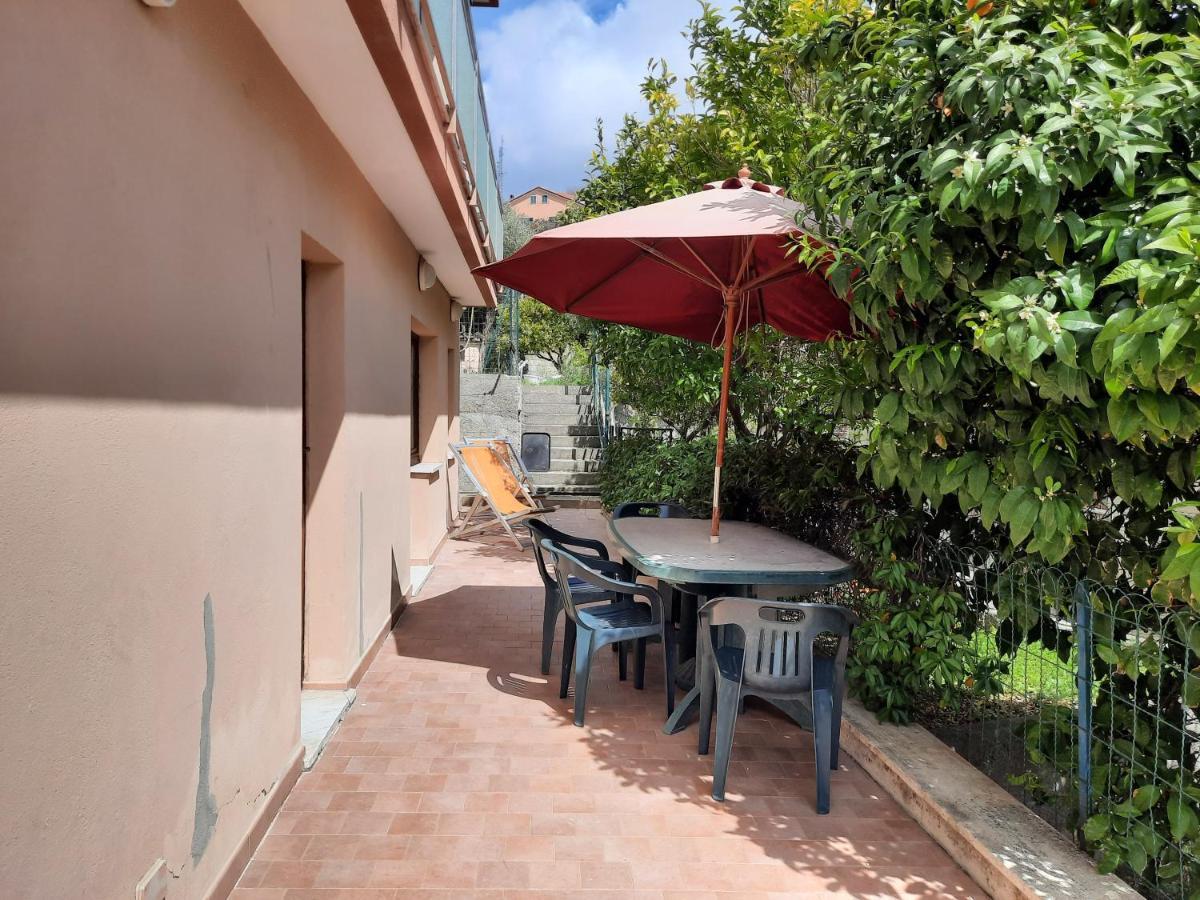 Casa Bell - Appartamento Con Parcheggio Privato E Bike Room Finale Ligure Eksteriør billede