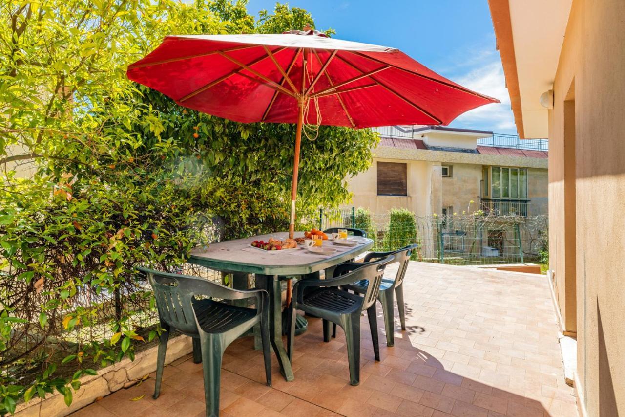 Casa Bell - Appartamento Con Parcheggio Privato E Bike Room Finale Ligure Eksteriør billede