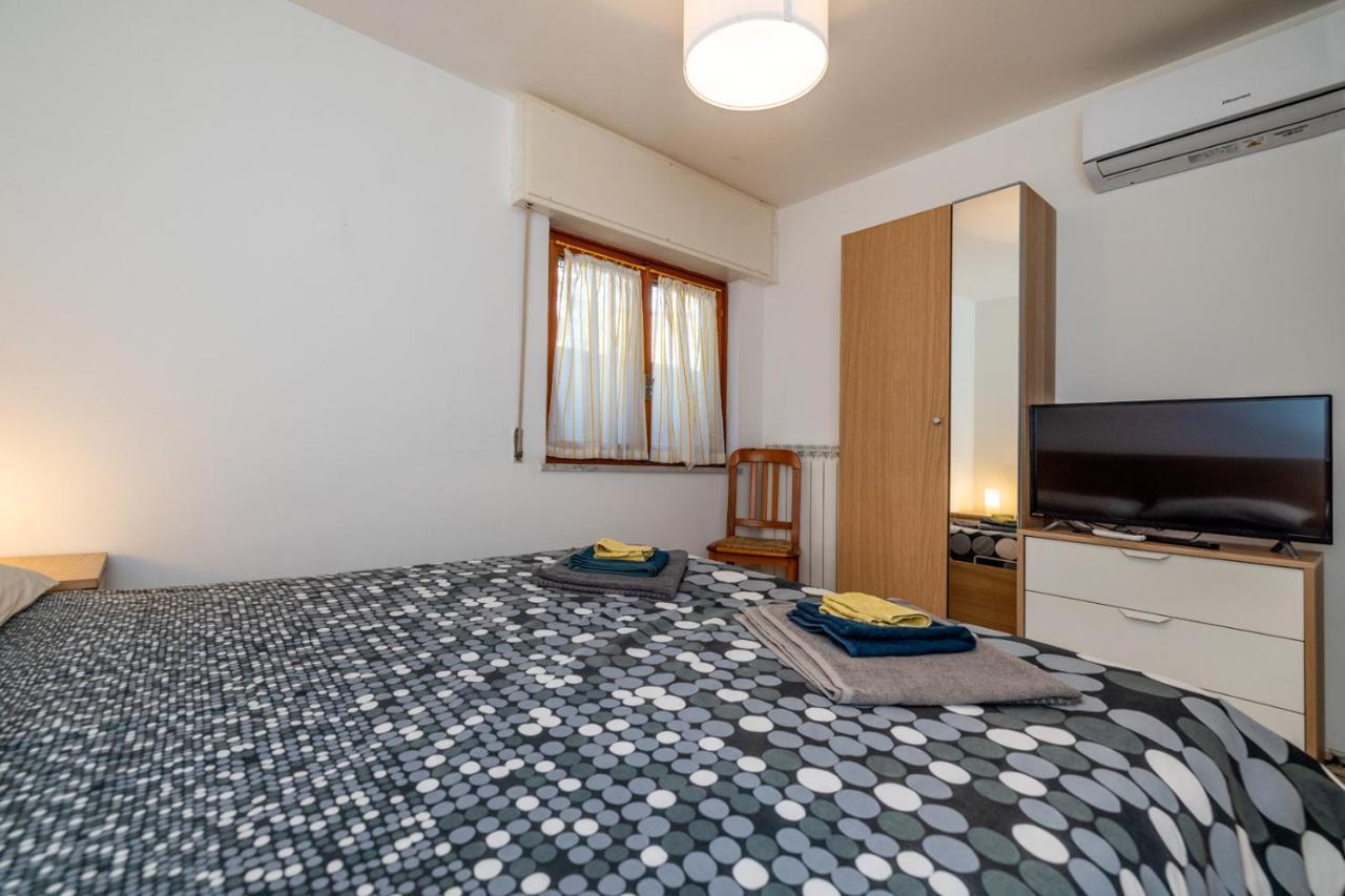 Casa Bell - Appartamento Con Parcheggio Privato E Bike Room Finale Ligure Eksteriør billede